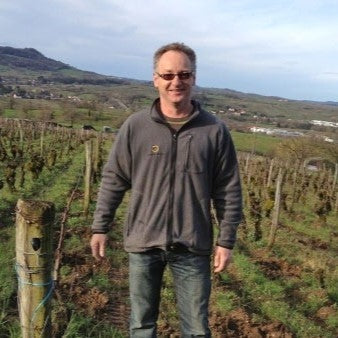 Michel Gahier in the vineyard